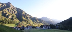 Archiv Foto Webcam Samnaun: Blick auf das Dorf 05:00