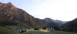 Archiv Foto Webcam Samnaun: Blick auf das Dorf 05:00