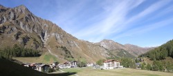 Archiv Foto Webcam Samnaun: Blick auf das Dorf 13:00