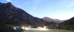 Archiv Foto Webcam Samnaun: Blick auf das Dorf 05:00