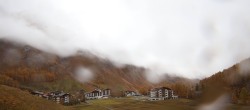 Archiv Foto Webcam Samnaun: Blick auf das Dorf 13:00