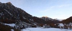 Archiv Foto Webcam Samnaun: Blick auf das Dorf 15:00