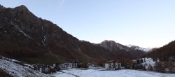 Archiv Foto Webcam Samnaun: Blick auf das Dorf 15:00
