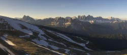 Archiv Foto Webcam Brixen Plose: Lift 05:00