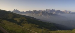 Archiv Foto Webcam Brixen Plose: Lift 06:00