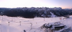 Archived image Webcam Kronplatz Bruneck: Panoramic View 05:00