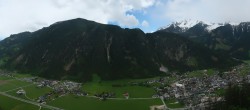 Archiv Foto Webcam Mayrhofen im Zillertal: Blick vom Gasthof Zimmereben 15:00