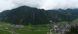 Archiv Foto Webcam Mayrhofen im Zillertal: Blick vom Gasthof Zimmereben 11:00