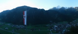 Archiv Foto Webcam Mayrhofen im Zillertal: Blick vom Gasthof Zimmereben 05:00