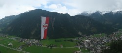 Archiv Foto Webcam Mayrhofen im Zillertal: Blick vom Gasthof Zimmereben 13:00