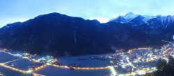 Archiv Foto Webcam Mayrhofen im Zillertal: Blick vom Gasthof Zimmereben 05:00