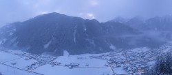 Archiv Foto Webcam Mayrhofen im Zillertal: Blick vom Gasthof Zimmereben 06:00