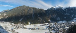 Archiv Foto Webcam Mayrhofen im Zillertal: Blick vom Gasthof Zimmereben 13:00