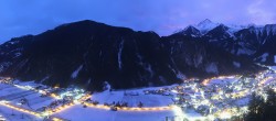 Archiv Foto Webcam Mayrhofen im Zillertal: Blick vom Gasthof Zimmereben 05:00