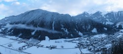 Archiv Foto Webcam Mayrhofen im Zillertal: Blick vom Gasthof Zimmereben 07:00