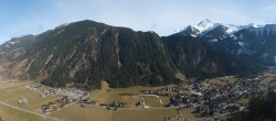 Archiv Foto Webcam Mayrhofen im Zillertal: Blick vom Gasthof Zimmereben 13:00