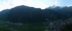 Archived image Webcam Mayrhofen im Zillertal: Zimmereben 06:00
