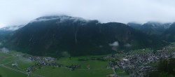 Archiv Foto Webcam Mayrhofen im Zillertal: Blick vom Gasthof Zimmereben 05:00