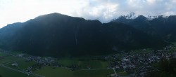 Archiv Foto Webcam Mayrhofen im Zillertal: Blick vom Gasthof Zimmereben 05:00