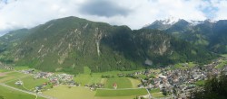 Archiv Foto Webcam Mayrhofen im Zillertal: Blick vom Gasthof Zimmereben 15:00