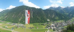Archiv Foto Webcam Mayrhofen im Zillertal: Blick vom Gasthof Zimmereben 13:00