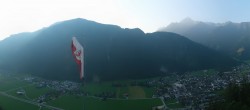 Archiv Foto Webcam Mayrhofen im Zillertal: Blick vom Gasthof Zimmereben 05:00