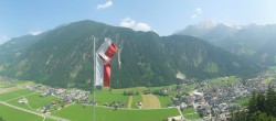 Archiv Foto Webcam Mayrhofen im Zillertal: Blick vom Gasthof Zimmereben 13:00