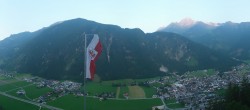 Archiv Foto Webcam Mayrhofen im Zillertal: Blick vom Gasthof Zimmereben 19:00