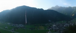Archiv Foto Webcam Mayrhofen im Zillertal: Blick vom Gasthof Zimmereben 05:00