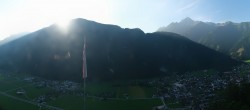 Archiv Foto Webcam Mayrhofen im Zillertal: Blick vom Gasthof Zimmereben 06:00