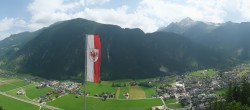 Archiv Foto Webcam Mayrhofen im Zillertal: Blick vom Gasthof Zimmereben 11:00