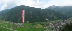 Archiv Foto Webcam Mayrhofen im Zillertal: Blick vom Gasthof Zimmereben 15:00