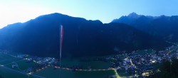 Archiv Foto Webcam Mayrhofen im Zillertal: Blick vom Gasthof Zimmereben 03:00