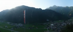 Archiv Foto Webcam Mayrhofen im Zillertal: Blick vom Gasthof Zimmereben 05:00