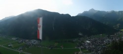Archiv Foto Webcam Mayrhofen im Zillertal: Blick vom Gasthof Zimmereben 06:00