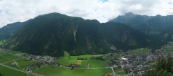 Archiv Foto Webcam Mayrhofen im Zillertal: Blick vom Gasthof Zimmereben 11:00