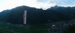 Archiv Foto Webcam Mayrhofen im Zillertal: Blick vom Gasthof Zimmereben 05:00