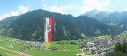 Archiv Foto Webcam Mayrhofen im Zillertal: Blick vom Gasthof Zimmereben 11:00