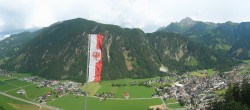 Archiv Foto Webcam Mayrhofen im Zillertal: Blick vom Gasthof Zimmereben 15:00