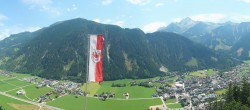 Archiv Foto Webcam Mayrhofen im Zillertal: Blick vom Gasthof Zimmereben 11:00