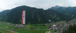 Archiv Foto Webcam Mayrhofen im Zillertal: Blick vom Gasthof Zimmereben 11:00