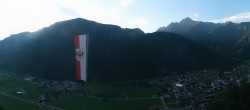 Archiv Foto Webcam Mayrhofen im Zillertal: Blick vom Gasthof Zimmereben 05:00