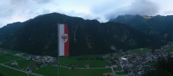 Archiv Foto Webcam Mayrhofen im Zillertal: Blick vom Gasthof Zimmereben 14:00