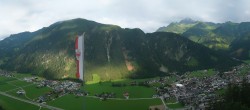 Archiv Foto Webcam Mayrhofen im Zillertal: Blick vom Gasthof Zimmereben 17:00