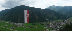 Archiv Foto Webcam Mayrhofen im Zillertal: Blick vom Gasthof Zimmereben 15:00