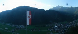 Archiv Foto Webcam Mayrhofen im Zillertal: Blick vom Gasthof Zimmereben 06:00