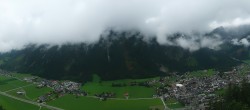 Archiv Foto Webcam Mayrhofen im Zillertal: Blick vom Gasthof Zimmereben 13:00