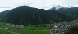 Archiv Foto Webcam Mayrhofen im Zillertal: Blick vom Gasthof Zimmereben 13:00