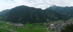 Archiv Foto Webcam Mayrhofen im Zillertal: Blick vom Gasthof Zimmereben 15:00
