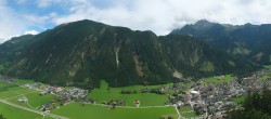Archiv Foto Webcam Mayrhofen im Zillertal: Blick vom Gasthof Zimmereben 13:00